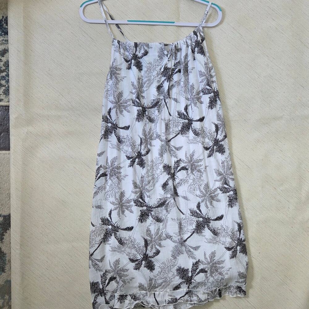 India Boutique Woman's White Dress with Black and Grey Palm Tree Design One size